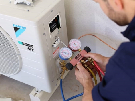 Cách Kiểm Tra Máy Lạnh Bị Xì Gas